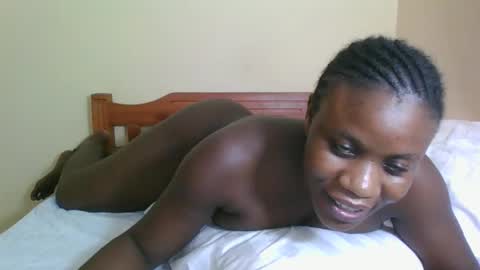 Snapshot of babyrozillah chatting on April 15, 2026, 7:58 pm PRISCILLAH online show from April 15, 2026, 7:58 pm