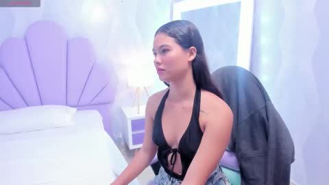 Snapshot of babysophie18_ chatting on February 14, 2026, 10:12 am Sophie online show from February 14, 2026, 10:12 am