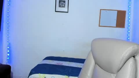 Snapshot of babyted273 chatting on May 9, 2026, 11:48 am Babyted273 online show from May 9, 2026, 11:48 am