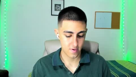 Snapshot of babyted273 chatting on June 6, 2026, 5:56 am Babyted273 online show from June 6, 2026, 5:56 am