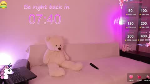 Eva online show from December 1, 2025, 4:34 pm