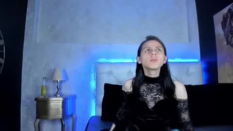 babyy_vi online show from February 17, 2025, 1:42 pm