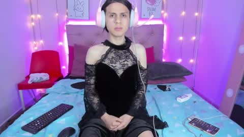 babyy_vi online show from February 26, 2025, 5:39 pm