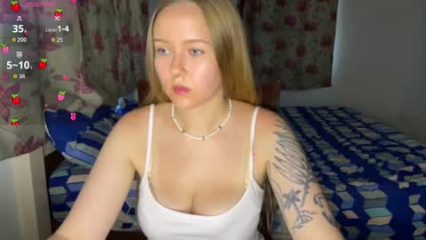 Snapshot of babyytonight chatting on November 2, 2025, 2:36 am NEXT STREAM  1AM GMT3  Alice    online show from November 2, 2025, 2:36 am