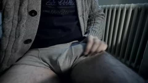 Snapshot of backfromashes chatting on January 16, 2025, 12:31 pm Armin online show from January 16, 2025, 12:31 pm