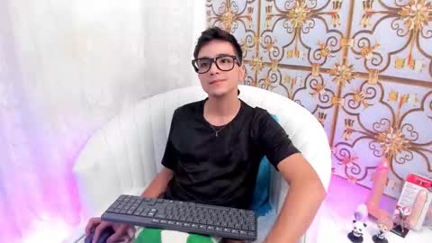 bad_boy_21_ online show from March 20, 2026, 10:09 am