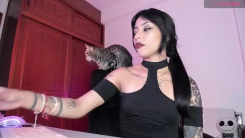 Bratty Lanita - independent online show from October 4, 2025, 9:46 pm