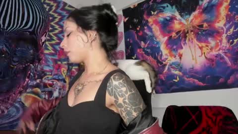 Snapshot of bad_cherry chatting on May 27, 2026, 12:40 am Bratty Lanita - independent online show from May 27, 2026, 12:40 am