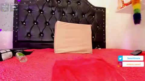 Victoria online show from October 21, 2025, 2:01 am