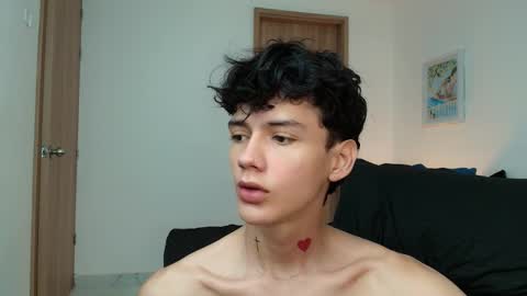 jhojan online show from November 7, 2025, 11:21 am