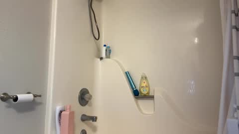 Snapshot of badboyson65 chatting on October 4, 2025, 3:04 am HotWifeFun32 online show from October 4, 2025, 3:04 am