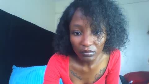 Snapshot of baddie_bunnie chatting on November 23, 2025, 7:19 am baddie_bunnie online show from November 23, 2025, 7:19 am