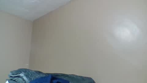 Snapshot of baddie_bunnie chatting on December 17, 2025, 7:09 pm baddie_bunnie online show from December 17, 2025, 7:09 pm