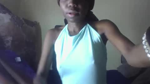 baddie_floxxy online show from March 28, 2026, 6:24 am