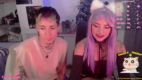 Snapshot of badeyes_crazylilgoat chatting on September 13, 2025, 11:04 pm Dan  Lila  online show from September 13, 2025, 11:04 pm