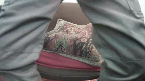 Snapshot of badhombremx chatting on November 18, 2025, 7:07 pm Mexican livin Off the Wall online show from November 18, 2025, 7:07 pm