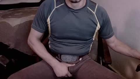 Mexican livin Off the Wall online show from March 10, 2026, 7:57 am