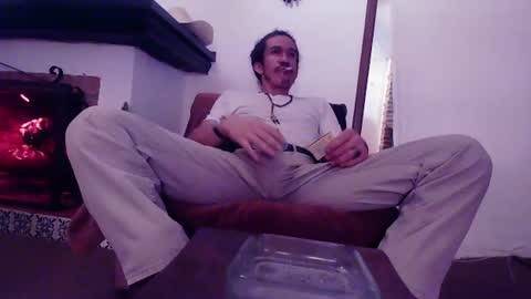 Snapshot of badhombremx chatting on July 19, 2026, 2:37 am Mexican livin Off the Wall online show from July 19, 2026, 2:37 am