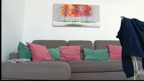 Cayenne   online show from April 1, 2026, 8:37 am