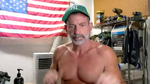 Snapshot of badnightwolf chatting on June 28, 2026, 2:23 pm Silver online show from June 28, 2026, 2:23 pm