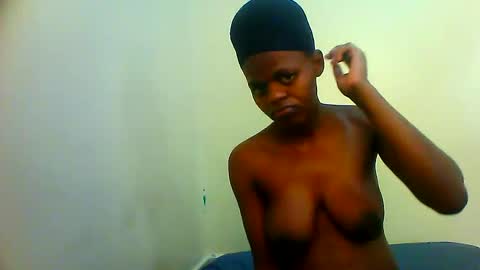 bads_girles online show from February 26, 2026, 1:54 pm