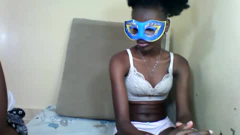 bads_hornies online show from November 16, 2025, 8:58 pm