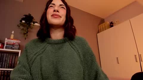 Snapshot of baeblossom chatting on December 1, 2025, 4:12 pm Blossom online show from December 1, 2025, 4:12 pm