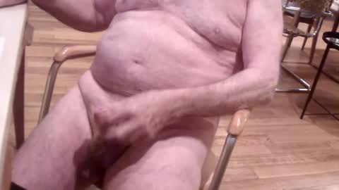 monsieur online show from February 16, 2025, 6:21 pm