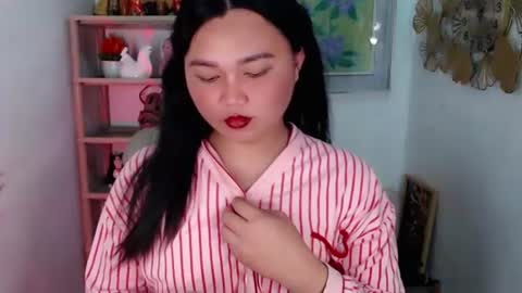 Snapshot of bahoglaway69 chatting on July 8, 2026, 5:12 am april online show from July 8, 2026, 5:12 am