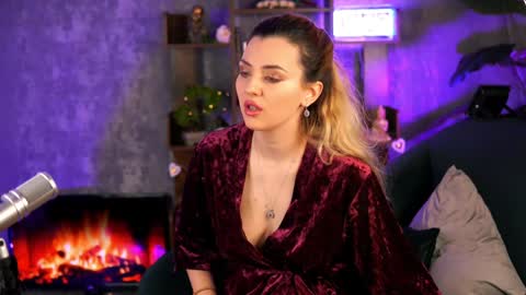 Bailey online show from December 9, 2024, 6:45 am