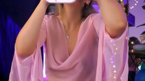 Bailey online show from September 20, 2025, 4:46 am