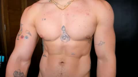 Snapshot of bain_aaron chatting on April 17, 2026, 5:21 am bain_aaron online show from April 17, 2026, 5:21 am