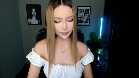 Baklajan online show from November 21, 2025, 5:44 pm