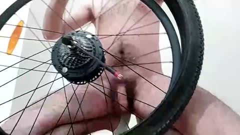 bakmwgvc_oxorqxdo online show from April 10, 2026, 12:43 pm