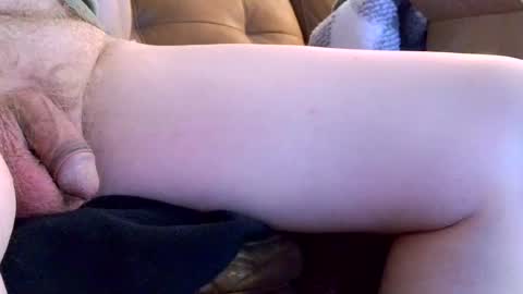 Snapshot of bald_boner chatting on May 27, 2026, 5:54 pm bald_boner online show from May 27, 2026, 5:54 pm