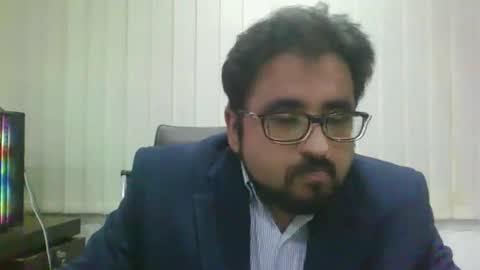 Snapshot of ballbustingslave1987nolimits chatting on December 2, 2024, 7:14 am Ballbusting Slave online show from December 2, 2024, 7:14 am