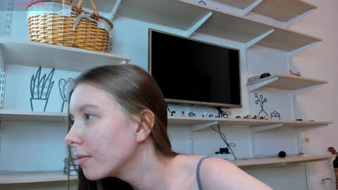 Kira online show from March 2, 2026, 2:14 am