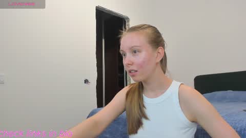 Snapshot of bam_bi chatting on July 11, 2026, 7:05 pm Kira online show from July 11, 2026, 7:05 pm