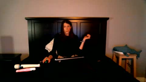 Snapshot of bambi_nova chatting on August 6, 2026, 12:12 am Bambi online show from August 6, 2026, 12:12 am