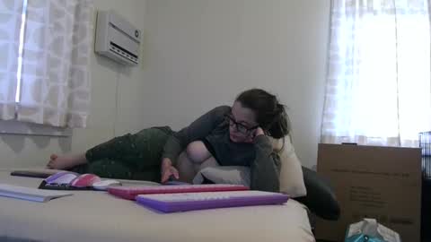 bambiboo8113 online show from November 25, 2025, 7:36 pm