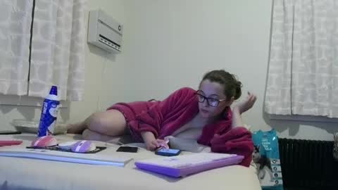 bambiboo8113 online show from December 1, 2025, 5:45 am