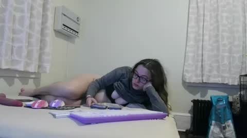 bambiboo8113 online show from December 3, 2025, 7:27 am