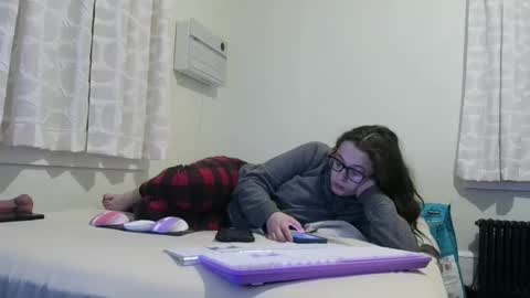 bambiboo8113 online show from December 4, 2025, 7:50 am