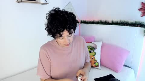 Esteban  online show from December 7, 2024, 1:51 pm