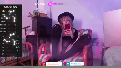 Snapshot of bandit_monkey chatting on April 30, 2026, 2:51 am V E R O N I C A online show from April 30, 2026, 2:51 am