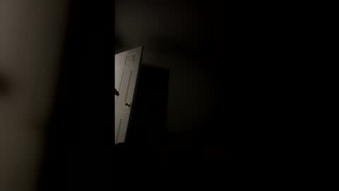 banirtrisco online show from March 25, 2026, 2:39 am