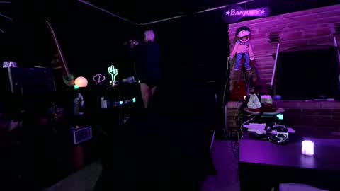 BANJOEY online show from February 23, 2026, 2:31 am