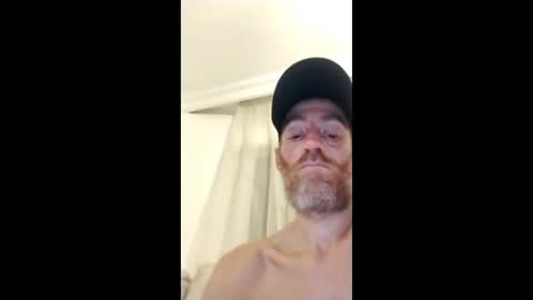 Snapshot of barakovaarslan chatting on December 18, 2025, 12:38 am barakovaarslan online show from December 18, 2025, 12:38 am