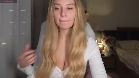 Snapshot of barbara_babe chatting on November 29, 2025, 3:26 pm Barbara online show from November 29, 2025, 3:26 pm