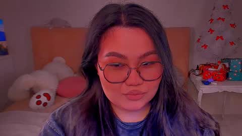 Snapshot of barbara_bb chatting on February 1, 2025, 4:44 pm Barbie Kim online show from February 1, 2025, 4:44 pm